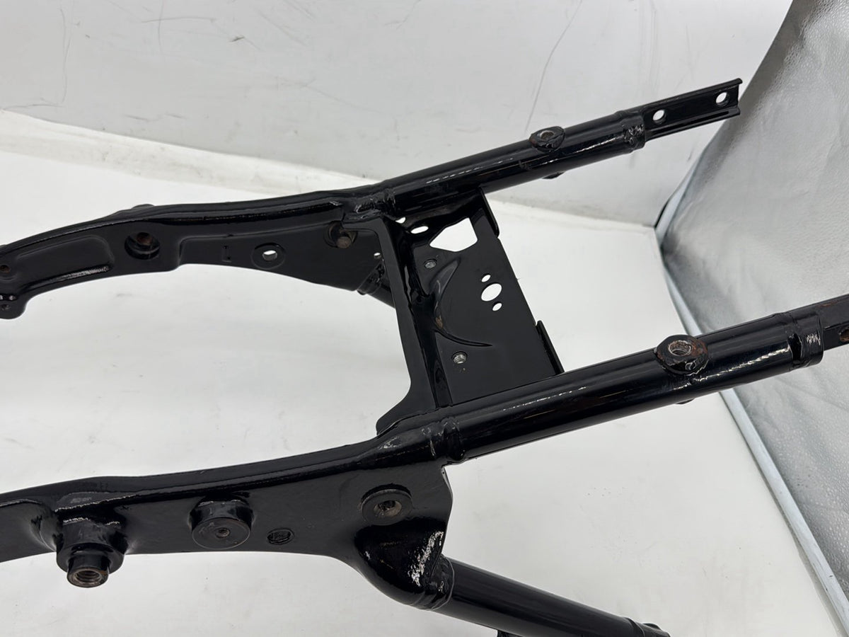 11 Harley Road King Touring Classic OEM Rear Back Sub Frame Rail Bar 48079-09BHP