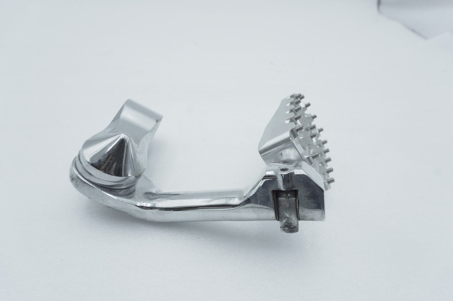 1999 - 2006 Harley-Davidson Touring Electra Glide Front Driver Highway 1 Foot Peg Rest Highway Foot Peg Rest