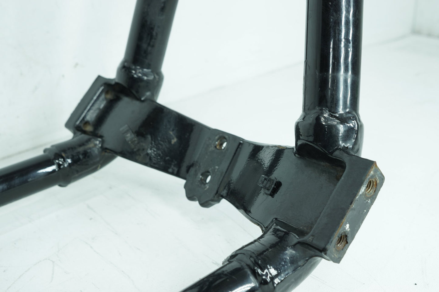 1999 - 2006 Harley-Davidson Dyna Street Bob Body Main Frame Chassis SLVG 47463-06BHP
