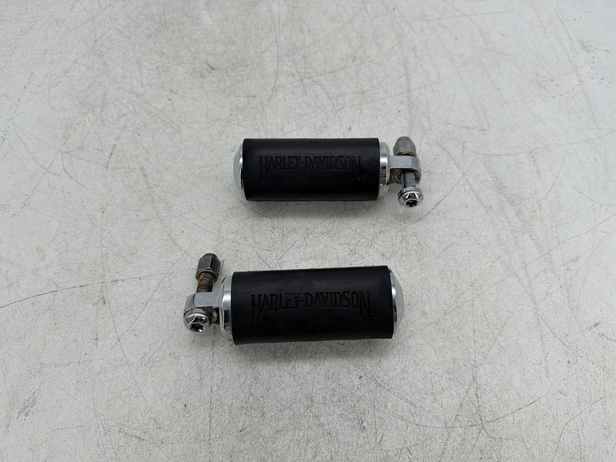 2011 Harley Electra Glide Touring Ultra OEM Front Right Left Highway Foot Pegs
