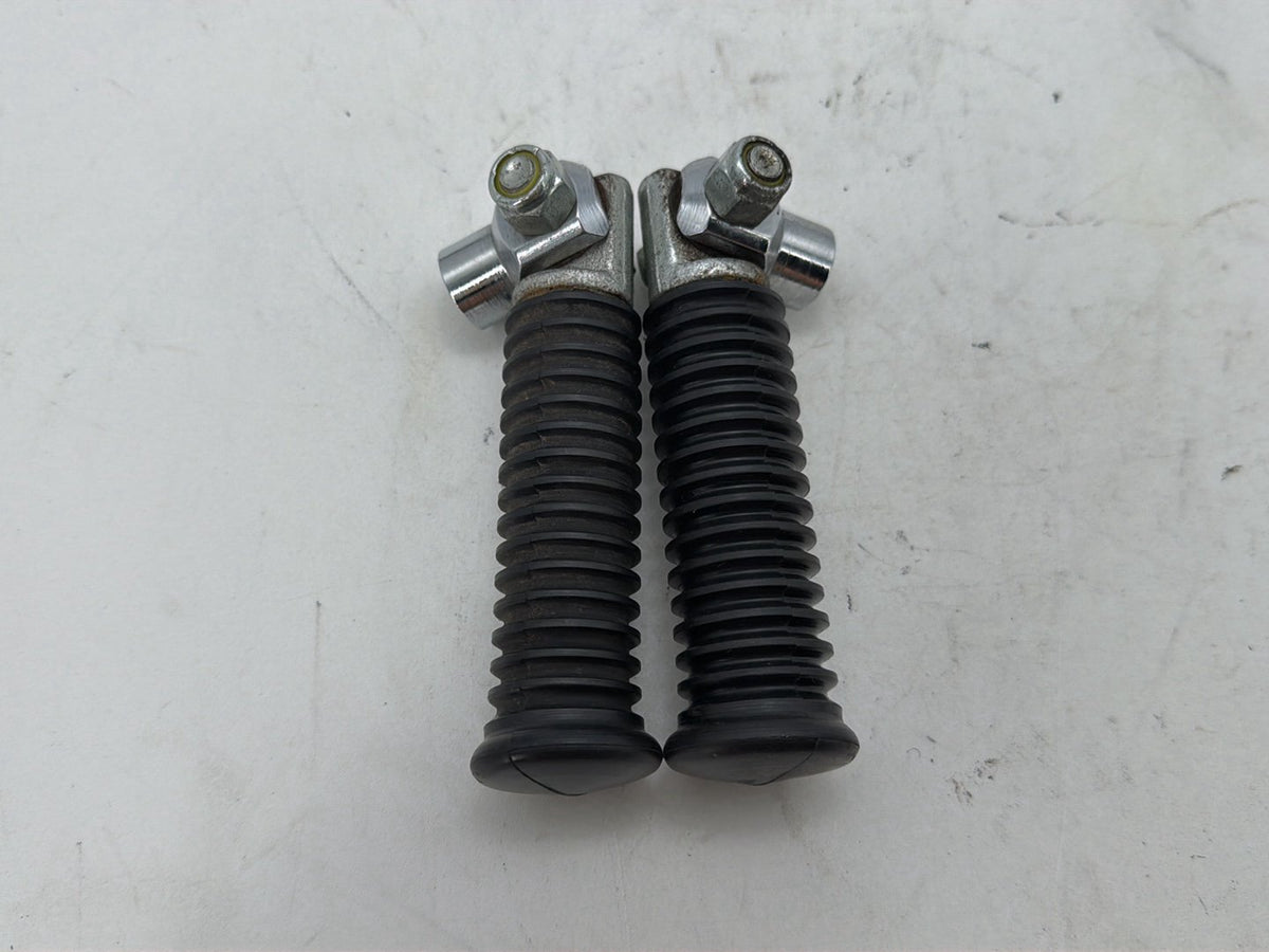 1992 Harley Heritage Softail Classic FLSTC OEM Left & Right Step Foot Rest Pegs
