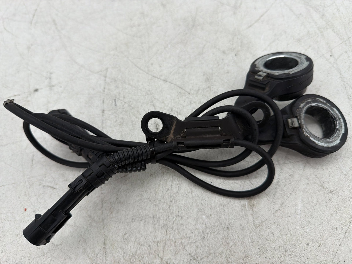 2015 Harley Electra Glide Touring Ultra OEM Front & Rear Wheel ABS Speed Sensors