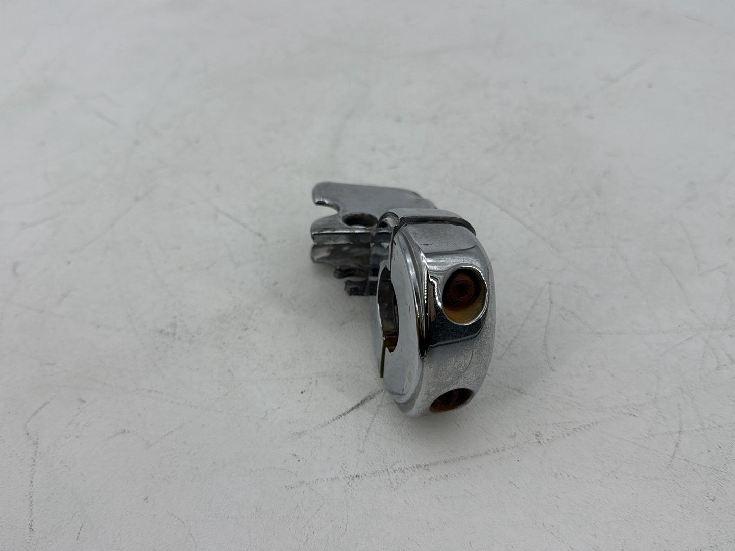 2007 - 2012 Harley-Davidson Dyna Super Glide Clutch Hand Lever Clutch Perch 38608-96   38608-96