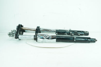 2007 - 2011 Harley-Davidson Touring Electra Glide Ultra Front Triple Tree Set & LH RH Fork Legs Sliders 46495-09