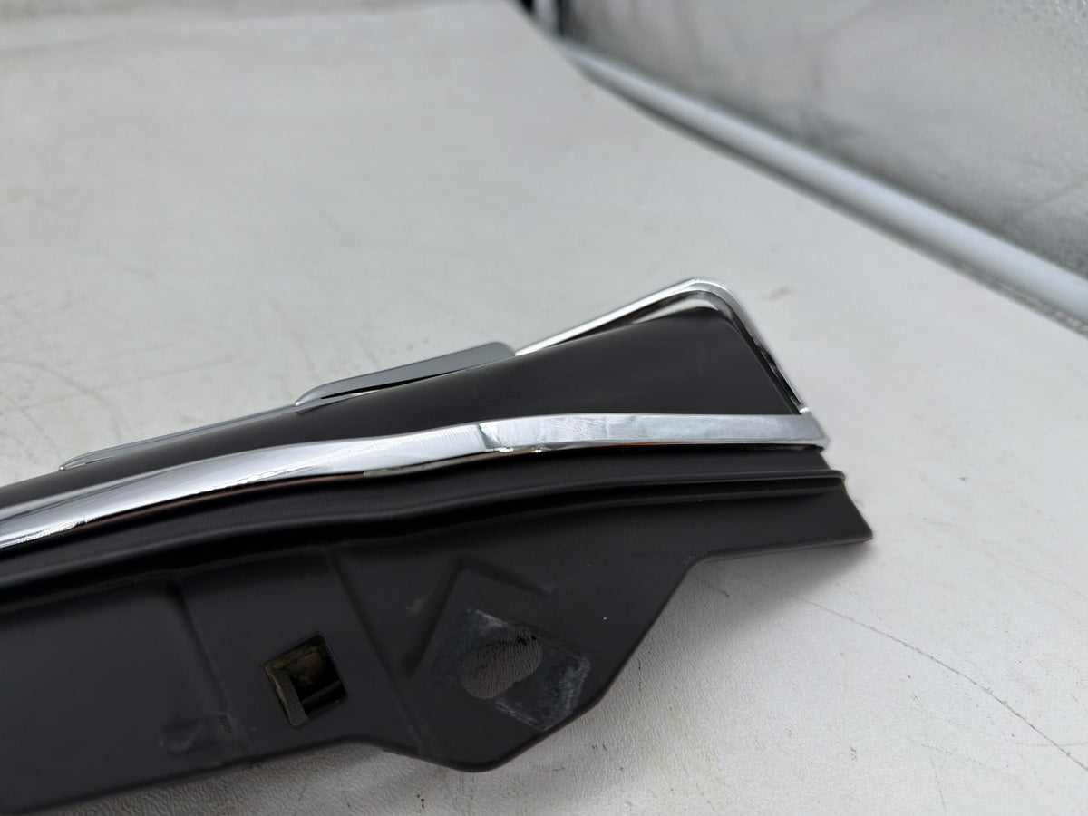 15 Harley Electra Glide Touring Ultra OEM Left Right Flare Wind Deflector Cover