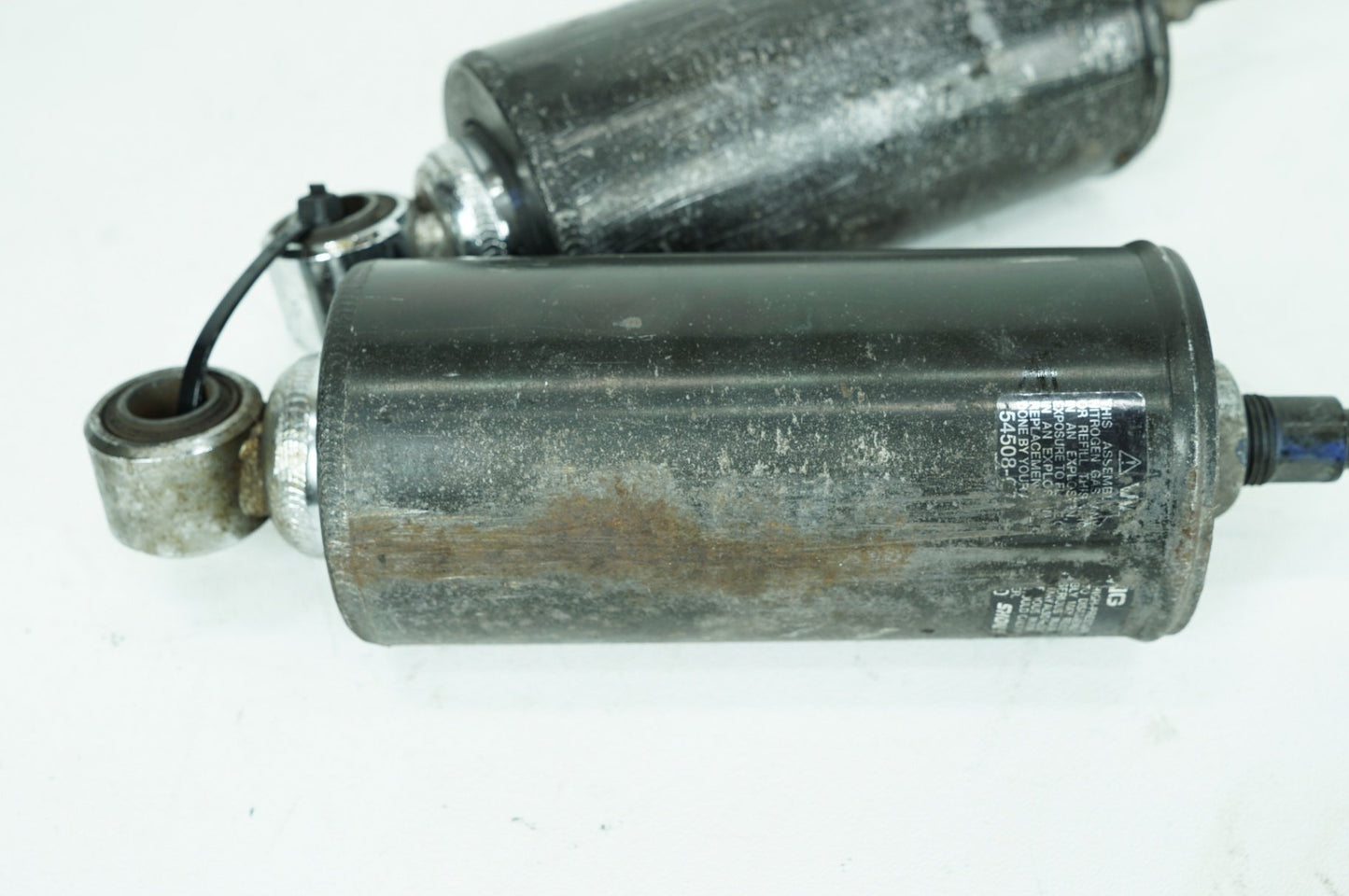 1999 - 2006 Harley-Davidson Softail Heritage Classic Rear Left Right Shock Absorbers 54508-00B