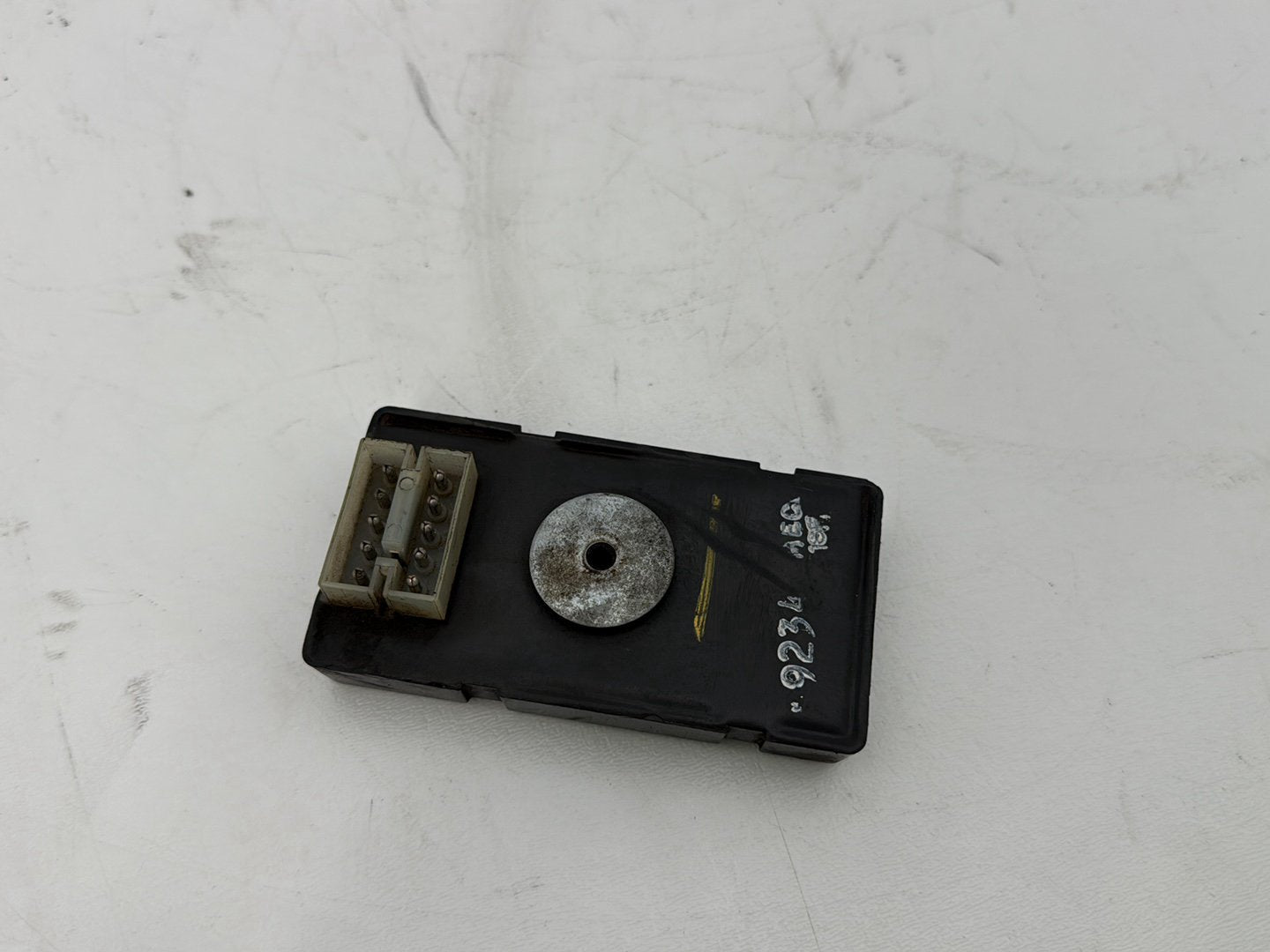 1993 Harley Sportster XLH883H Hugger 883 OEM Turn Signal Module Canceller TSM