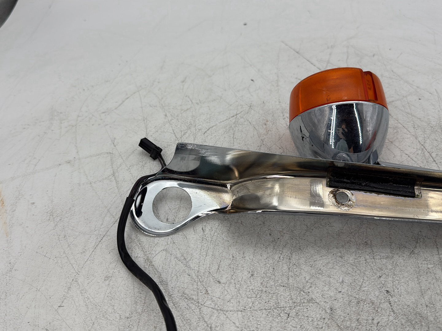 1997 Harley Sportster 1200 Custom XL1200C OEM Rear Right 1 Fender Strut Bracket