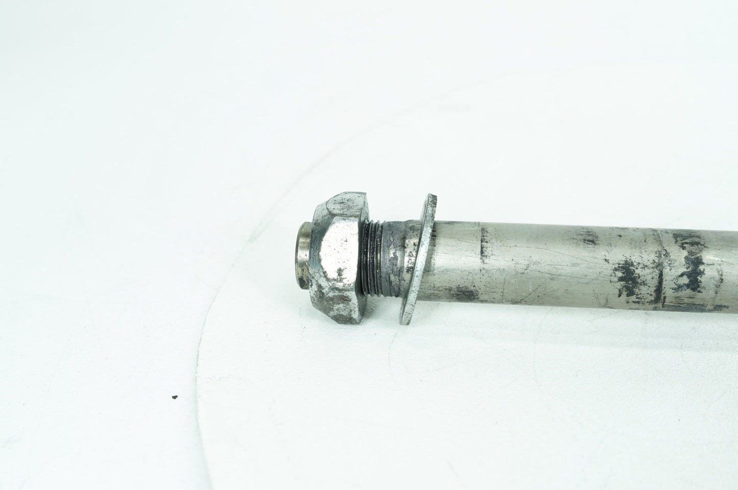 2007 - 2016 Harley-Davidson Dyna Super Glide Custom Rear Wheel Axle Bolt Shaft 41114-08
