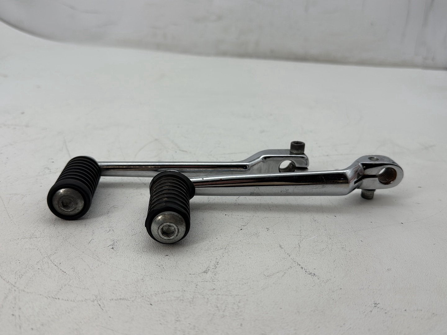 2008 Harley Road King Touring FLHR OEM Gear Shifter Lever Pedal Pedals