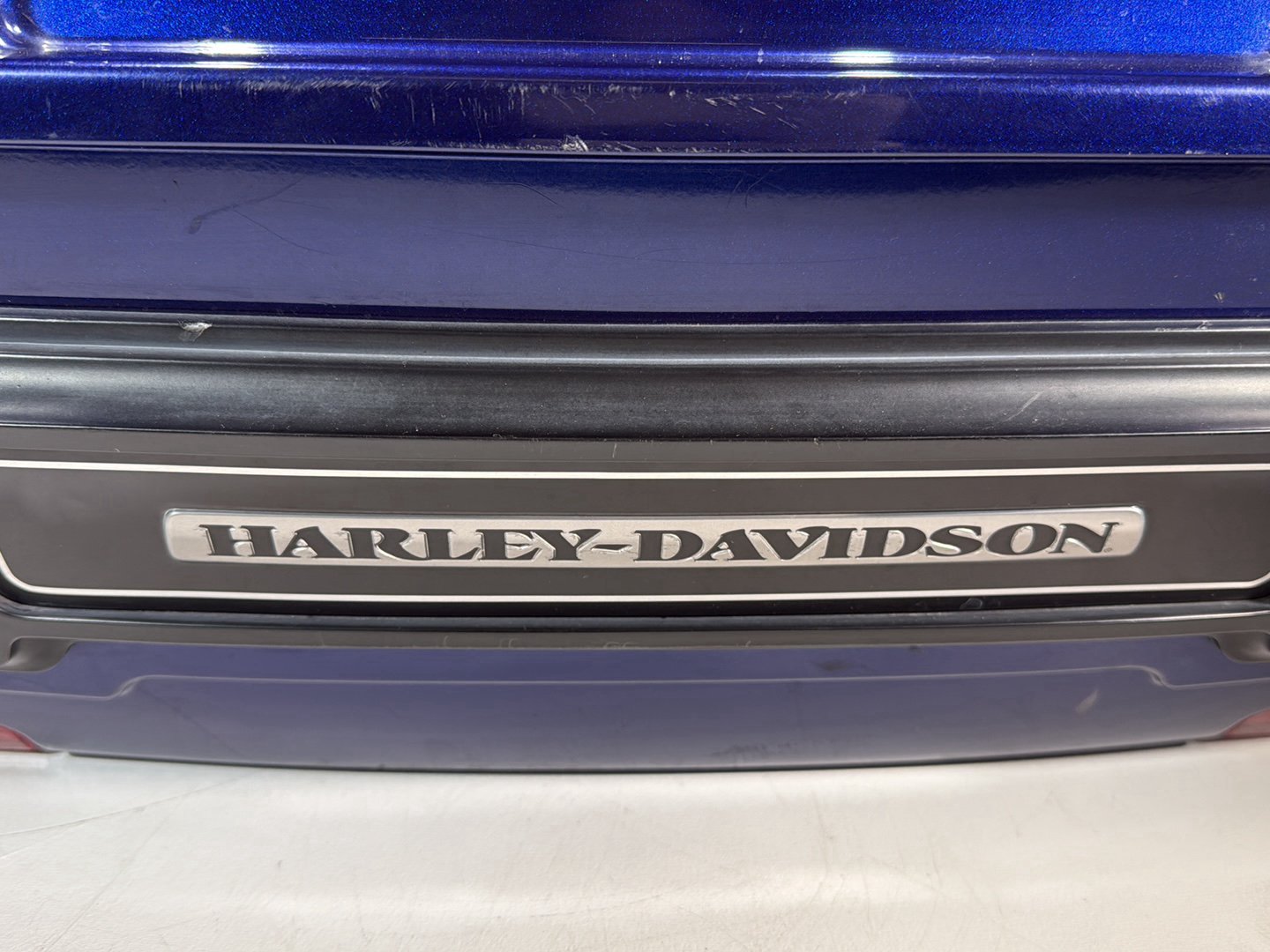 2007 Harley Touring FLHTCU Electra Glide Ultra OEM Pass Backrest Tour Pak Luggage NOKey