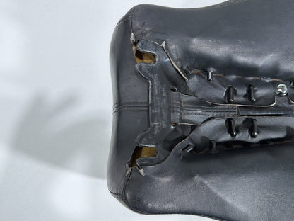 2011 Harley Heritage Softail Classic FLSTC OEM Rear Passenger Pillion Seat