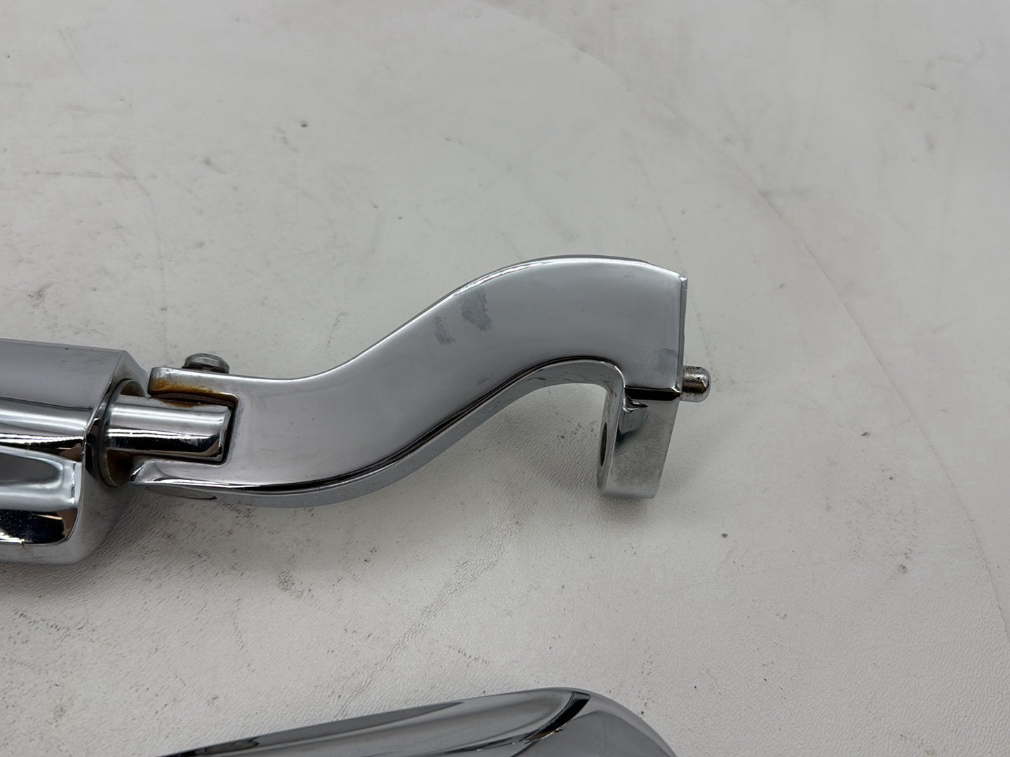 2007 Harley Street Glide Touring FLHX OEM Passenger Left & Right Foot Pegs