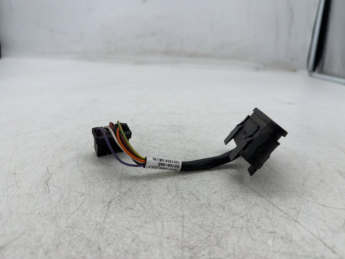 13 Harley Street Glide Touring FLHX OEM Dash Indicator Lamp Wire Plug 68789-96A