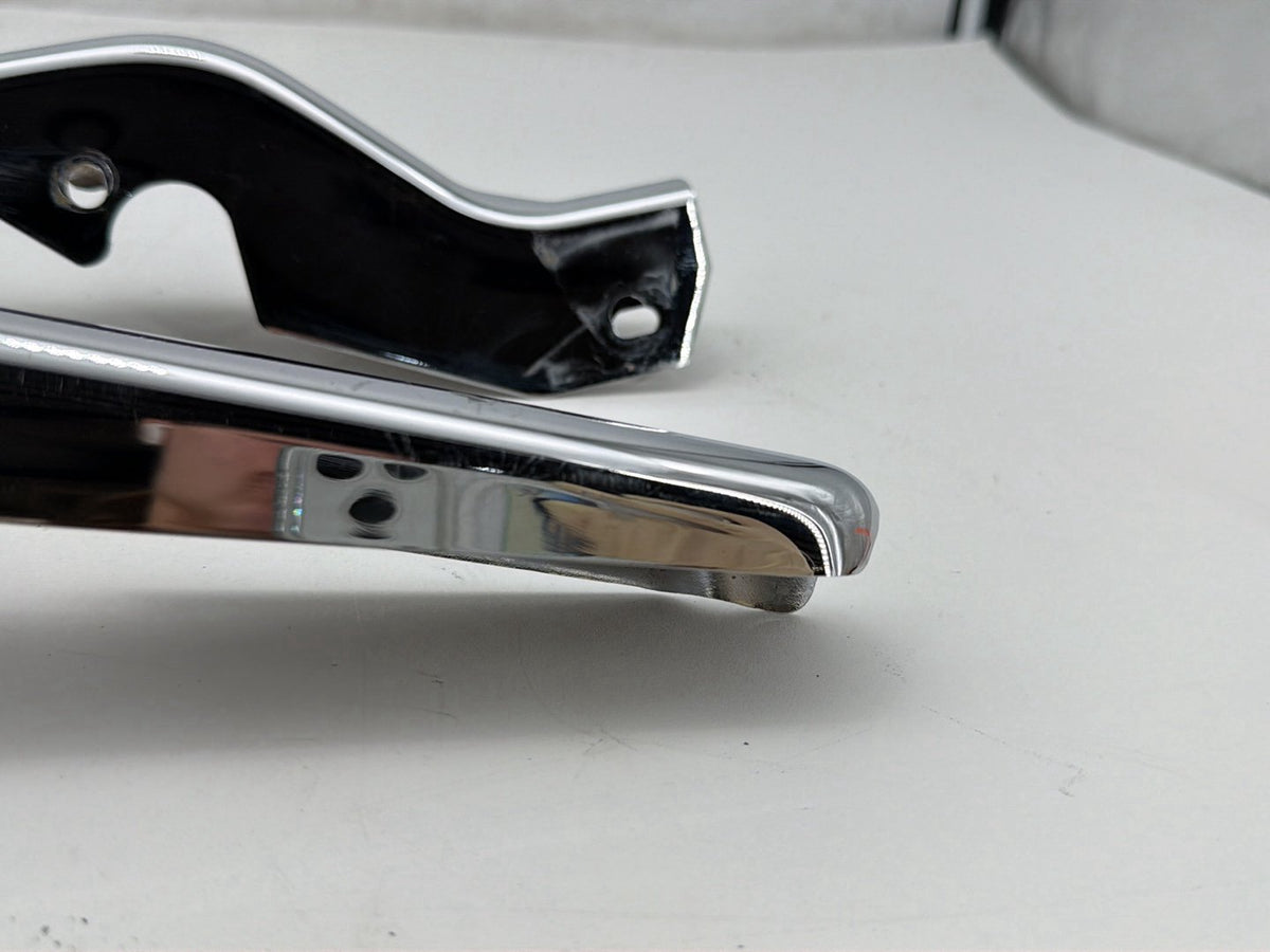 2008 Harley Electra Glide Ultra FLHTCU Rear Fender Struts Bracket OEM