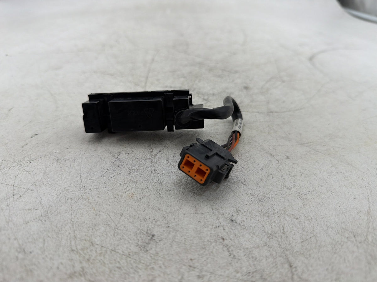 2010 Harley Road King Touring Police OEM Dash Indicator Lamp Wire Plug In