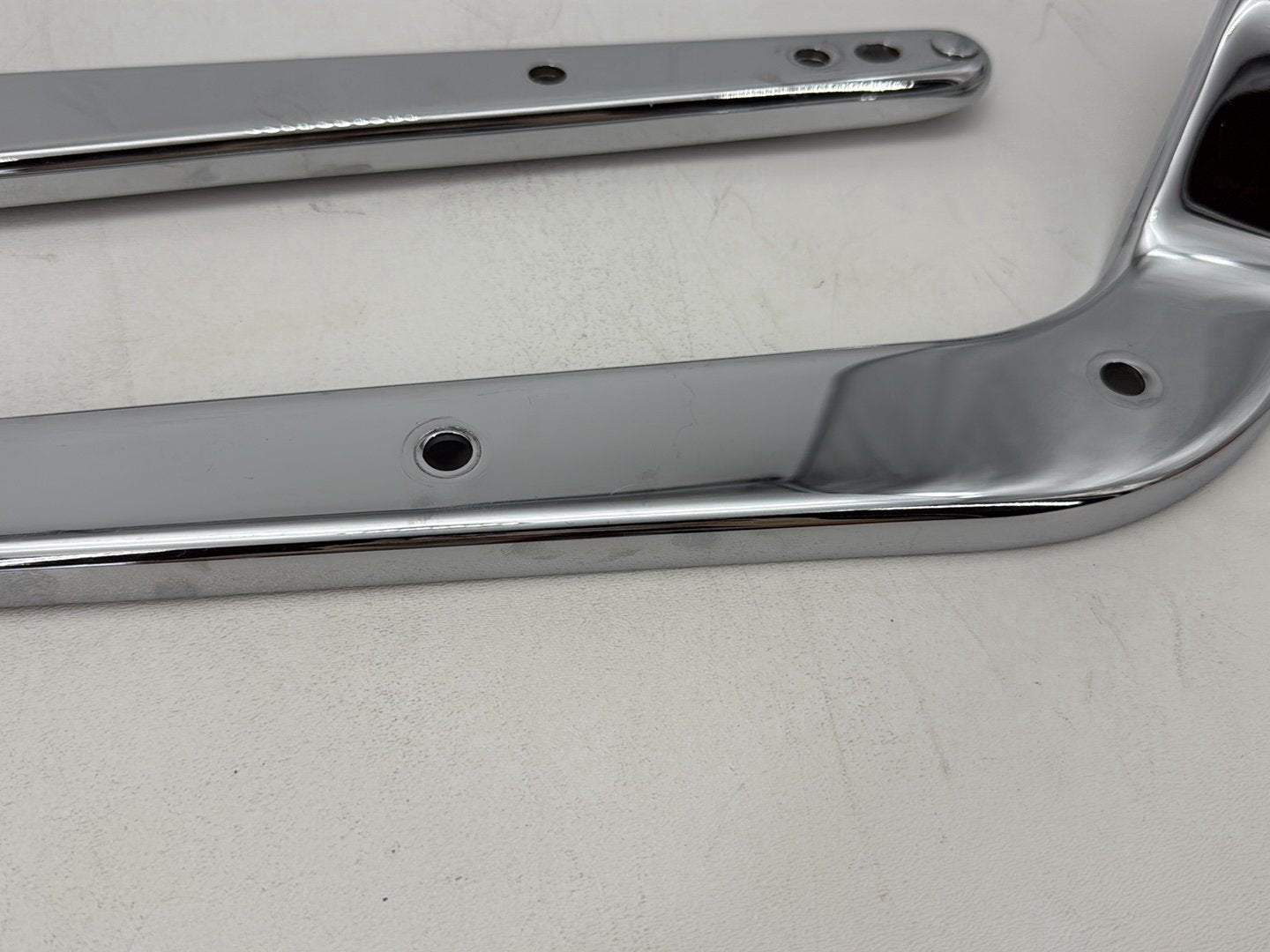 2004 Harley Softail FLSTC Heritage Classic OEM Rear Left Right Fender Struts Bracket