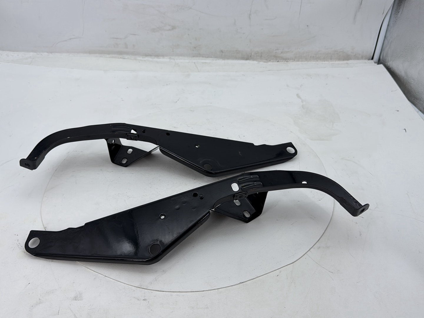 2007 Harley Street Glide Touring FLHX OEM Right Left Fairing Support Brackets