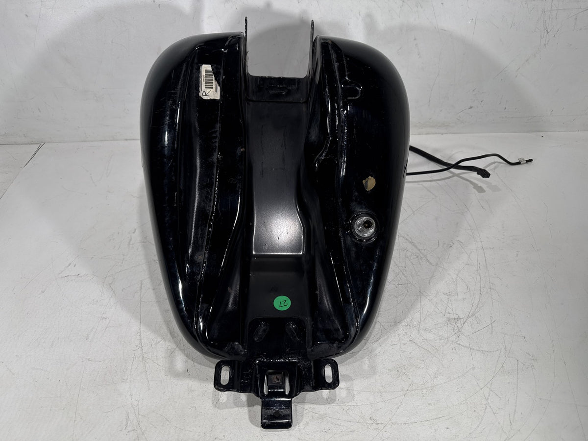 2011 Harley Street Glide Touring FLHX-103 OEM Fuel Gas Tank Gasoline Reservoir