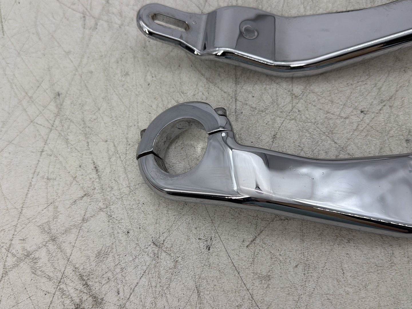 2015 Harley Road Glide Touring FLTRXS OEM Strap Hook Tie Down Bracket Hangers