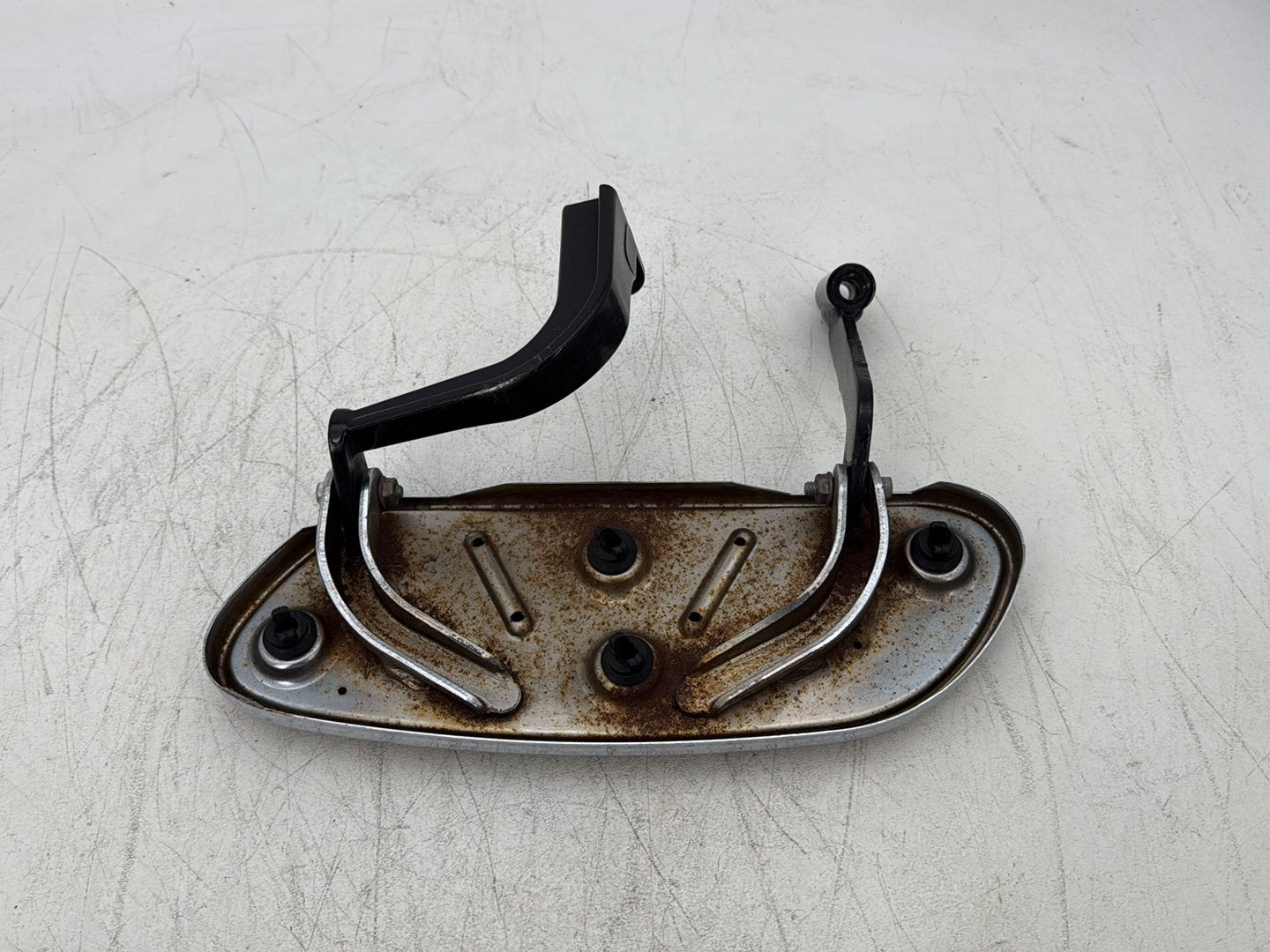 2012 Harley Street Glide Touring FLHX OEM Front Left 1 Brake Caliper