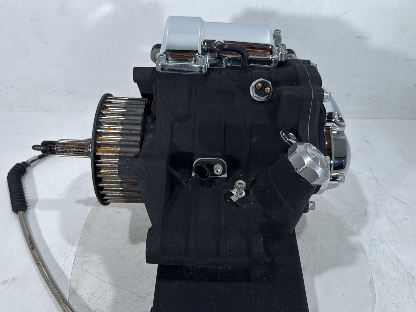 2010 Harley Street Glide Touring FLHX OEM 6 Speed Transmission Gearbox