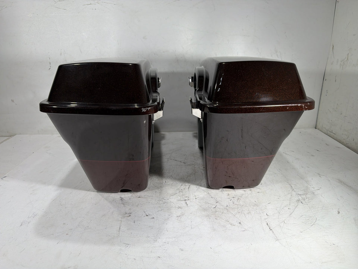 2011 Harley Electra Glide Touring Ultra OEM Left Right Saddlebags Luggage NOKey