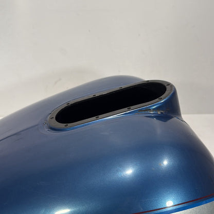 1999 - 2006 Harley-Davidson Touring Electra Glide Ultra Fuel Gas Tank Gasoline Reservoir  	61356-03