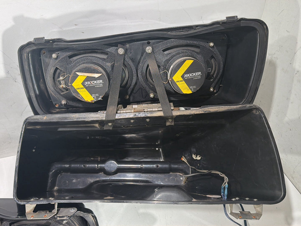 97 Harley Road King Touring Left Right Saddlebags Luggage NOKey & Audio Speakers