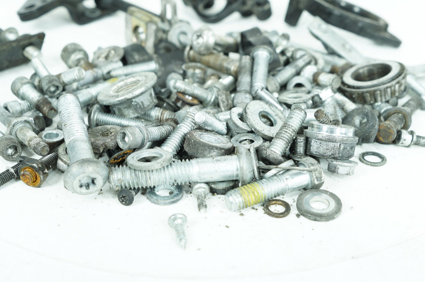 2004 - 2022 Harley-Davidson Sportster Iron 883 Hardware Bolts Nuts & Brackets