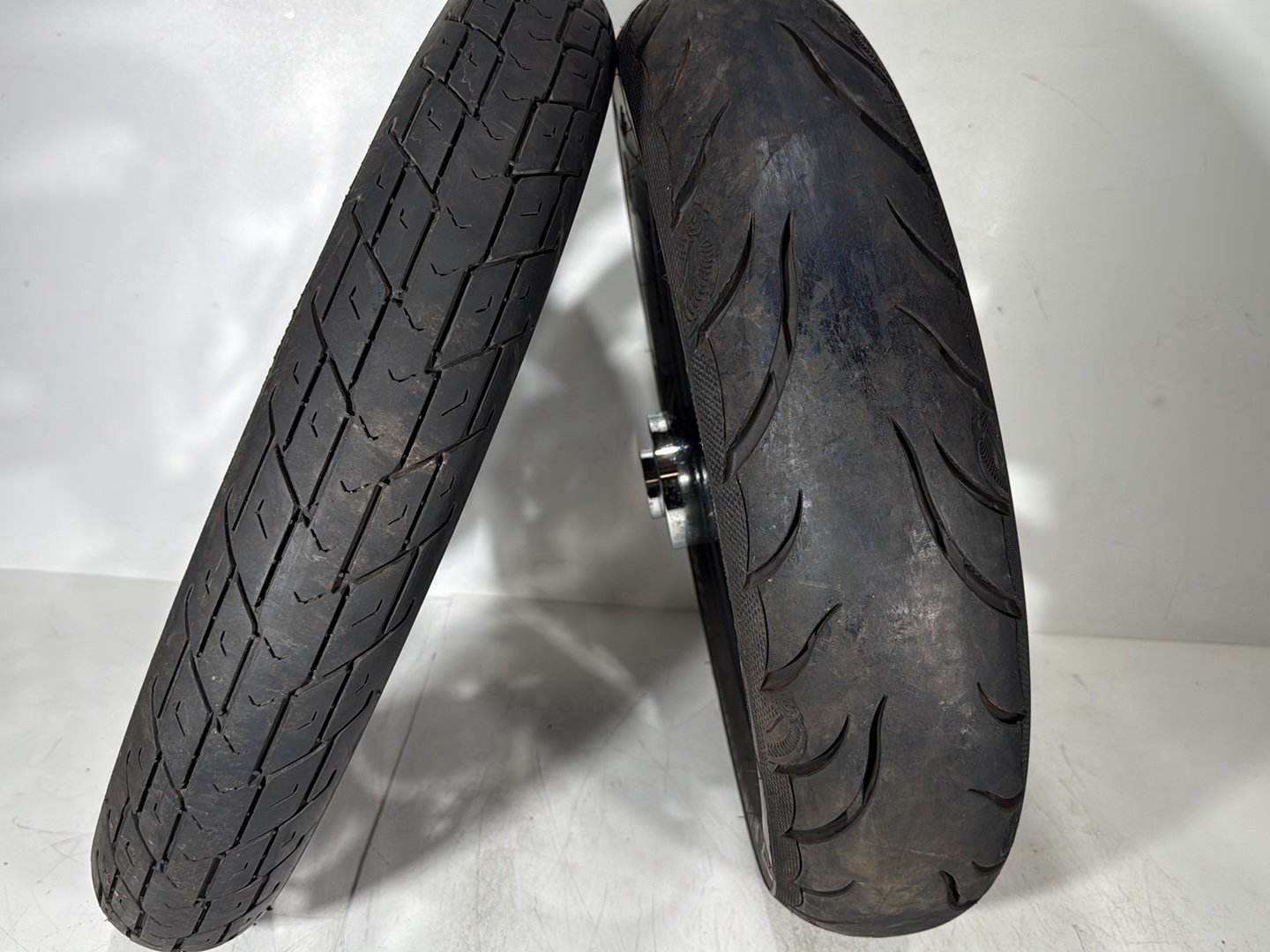 1999 - 2006 Harley-Davidson Dyna Low Rider Front & Rear Wheel Rim Tire MT90B16, 90/90H19 52H, 16" 19"