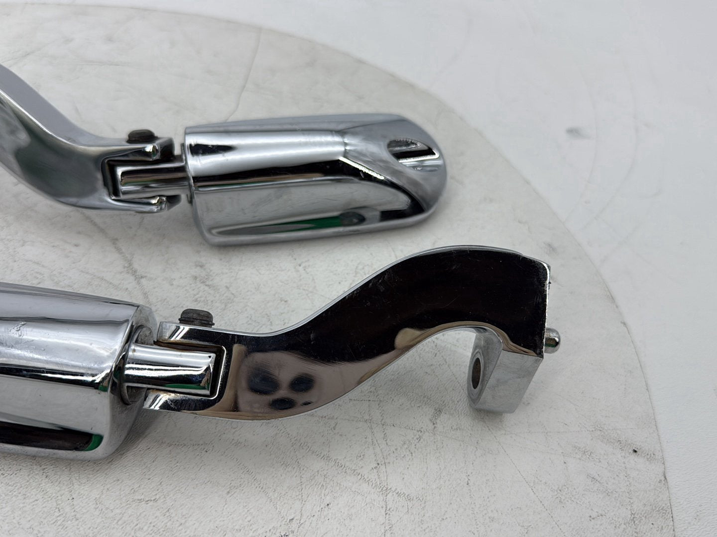 2007 - 2016 Harley-Davidson Touring Electra Glide Ultra Passenger Left & Right Foot Pegs