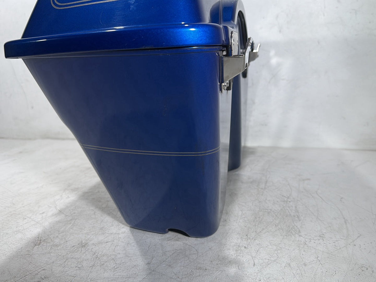 2007 Harley Electra Glide Touring Ultra OEM Right 1 Saddlebag Luggage NO Key