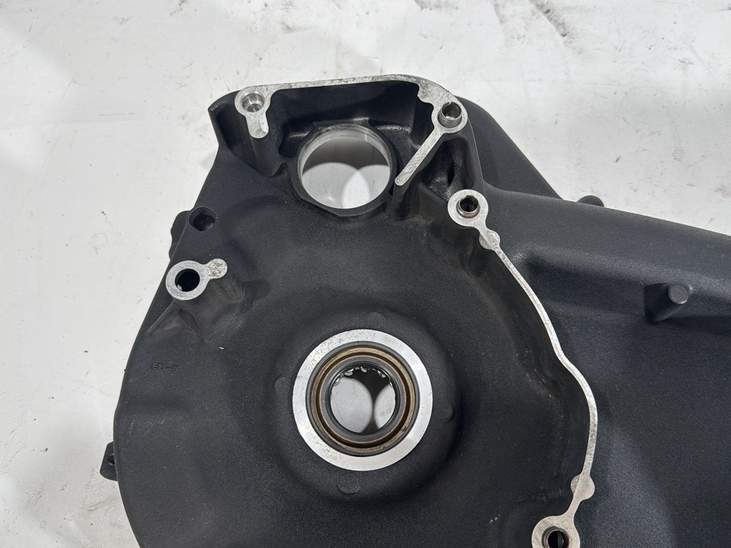 2015 Harley Electra Glide Touring Ultra Low OEM Inner Primary Clutch Cover