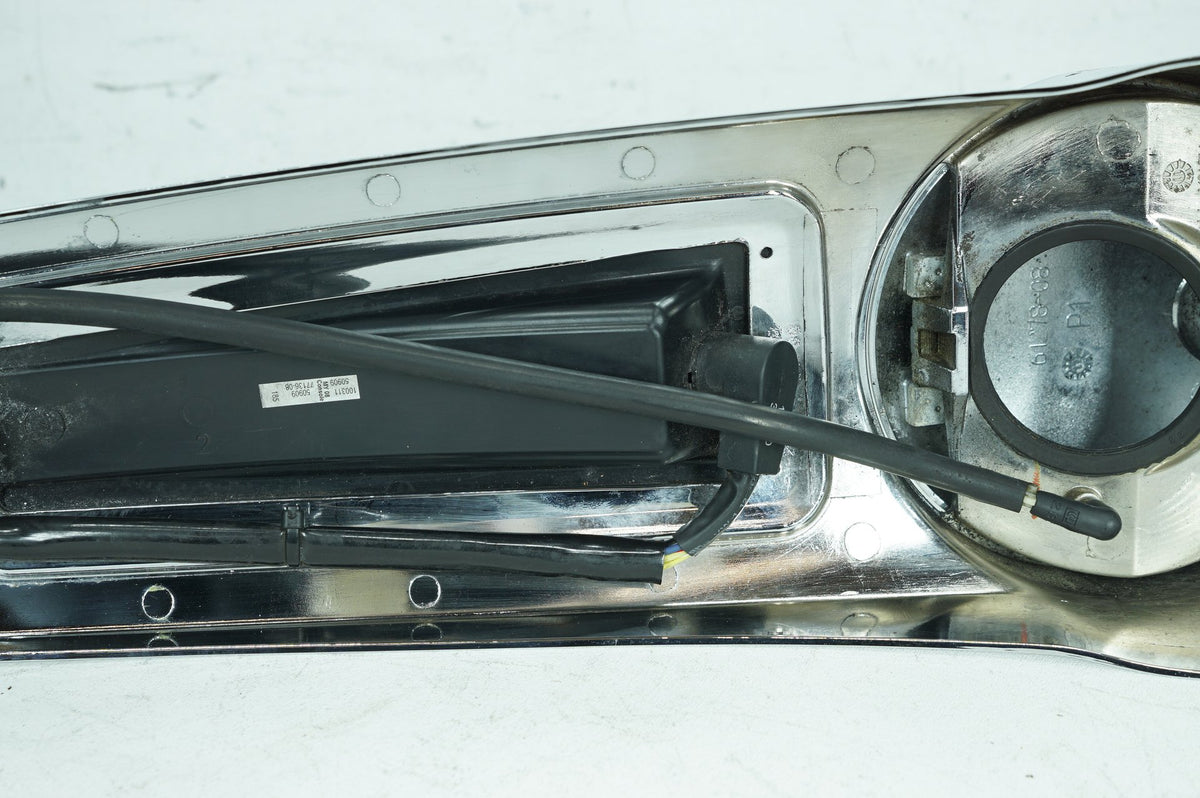 12 Harley Touring FLHTK Electra Glide Ultra OEM Fuel Gas Tank Dash Console NOKey