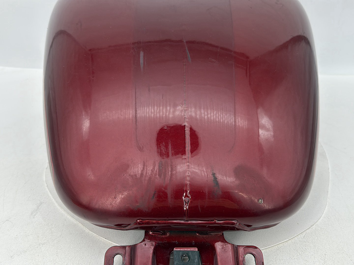 2007 - 2011 Harley-Davidson Touring Electra Glide Ultra Fuel Gas Tank Gasoline Reservoir 61356-08