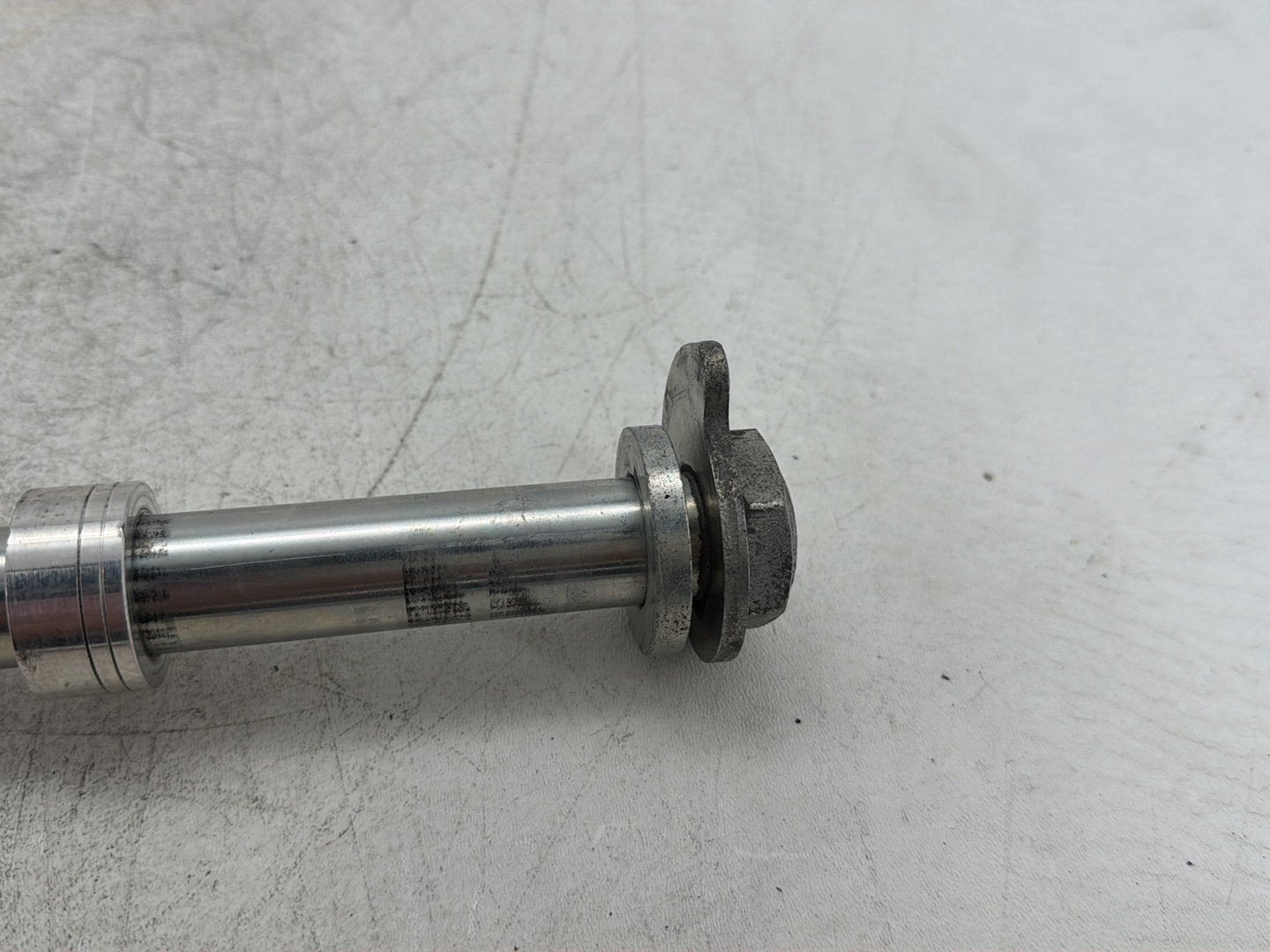 2010 Harley Electra Glide Touring Ultra FLHTCU OEM Rear Wheel Axle Bolt Shaft
