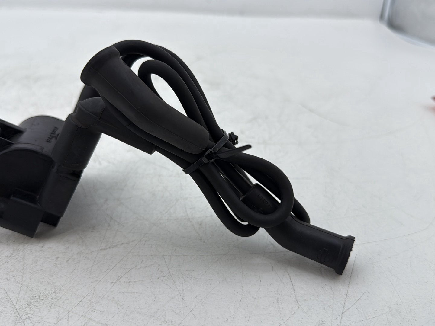 2014 Harley Street Glide Touring FLHXS OEM Ignition Coil Spark Igniter