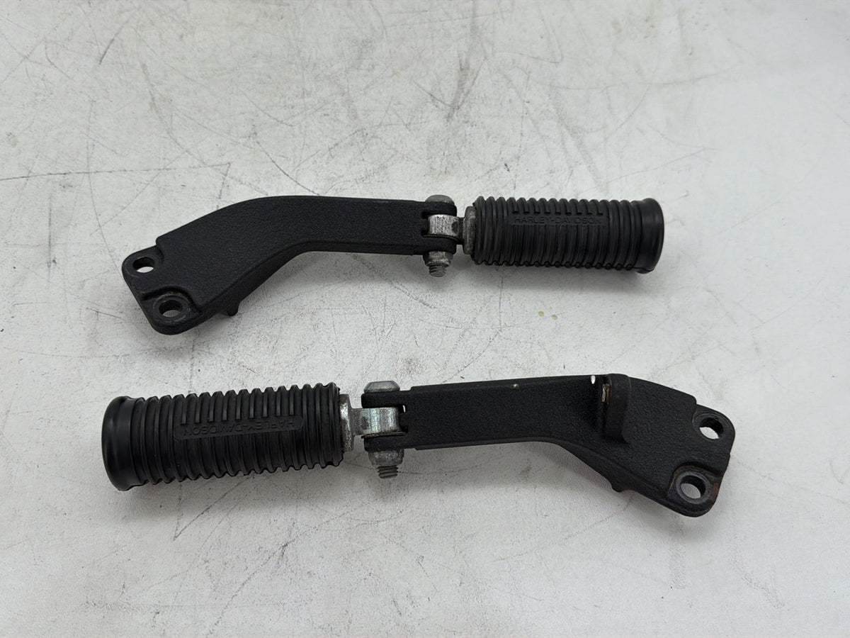 2014 Harley Dyna Low Rider FXDL OEM Passenger Left & Right Foot Pegs