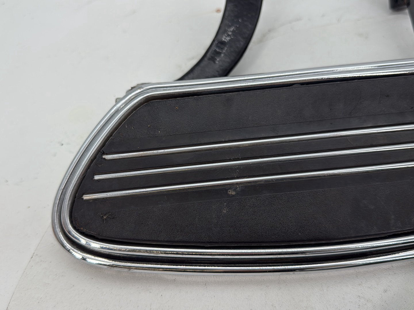 2007 Harley Street Glide Touring FLHX OEM Left Right Driver Floorboard Foot Rest