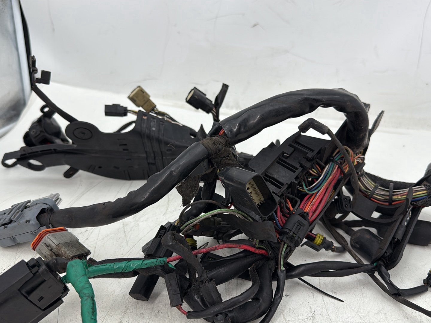 2008 Harley Sportster XL883L 883 Main Wire Wiring Harness Ignition Switch NOKey