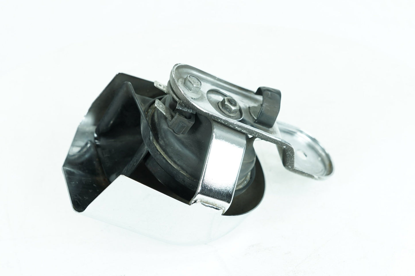 2008 - 2016 Harley-Davidson Touring Street Glide Horn Signal Klaxon Chrome Cover 69012-93A