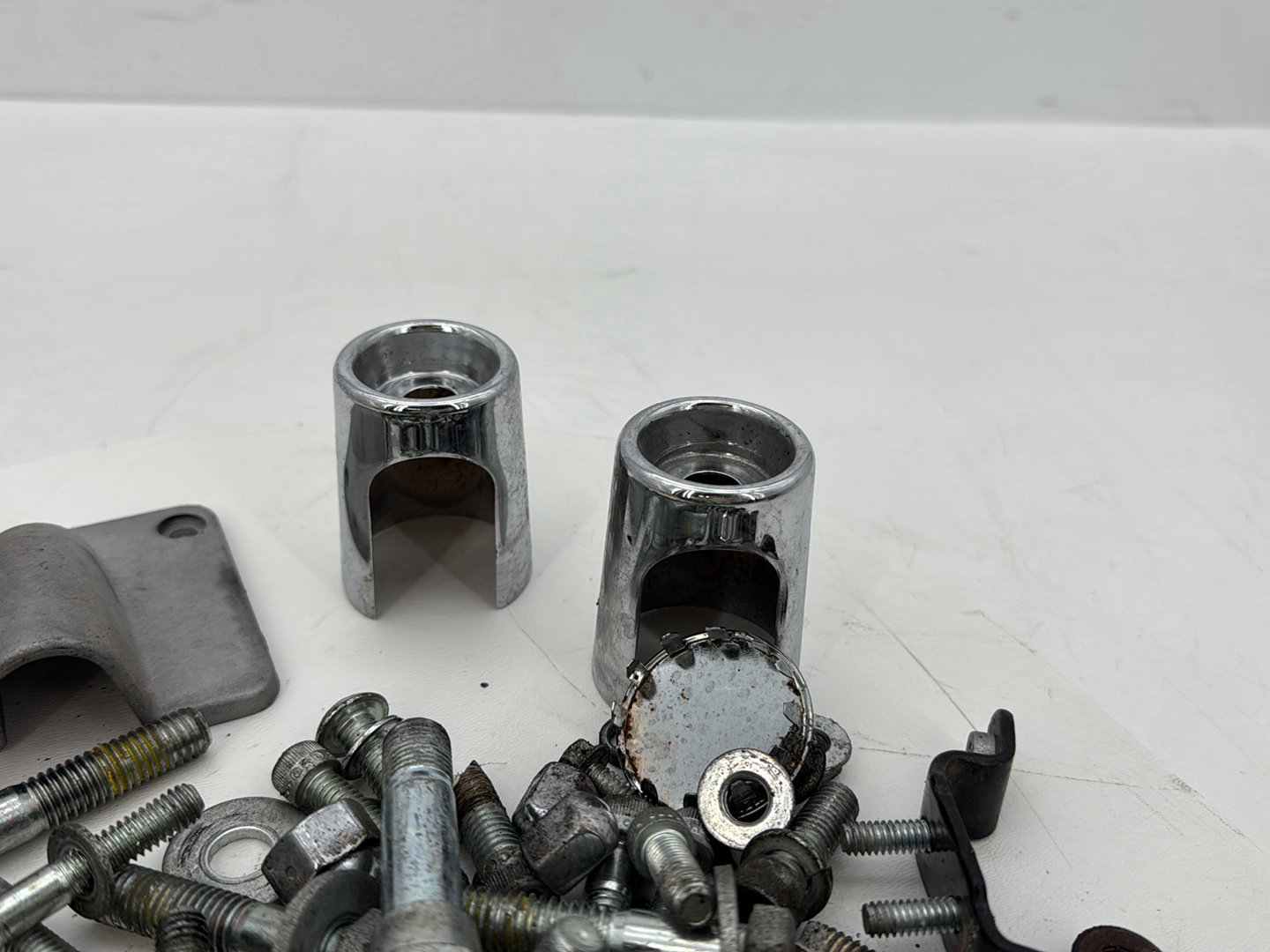 2002 Harley Dyna FXD Super Glide OEM Hardware Bolts Nuts & Brackets
