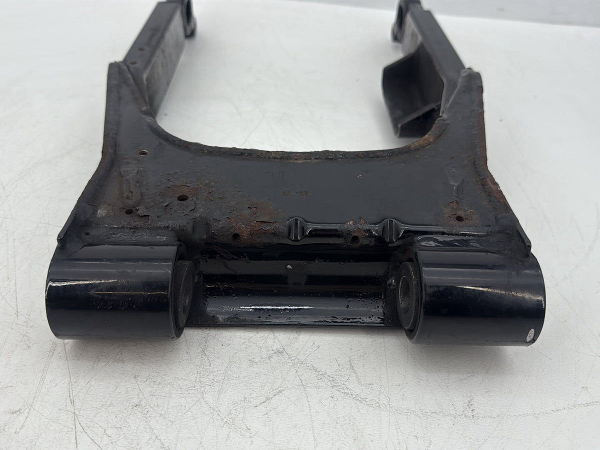2007 Harley Touring FLHTCU Electra Glide Ultra OEM Rear Fork Swingarm Swing Arm