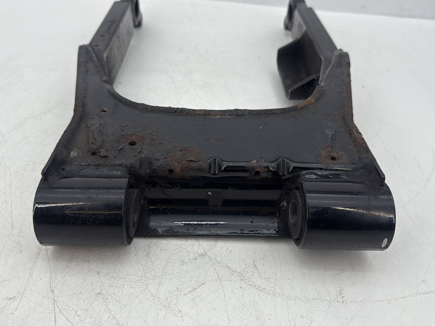 2007 Harley Touring FLHTCU Electra Glide Ultra OEM Rear Fork Swingarm Swing Arm