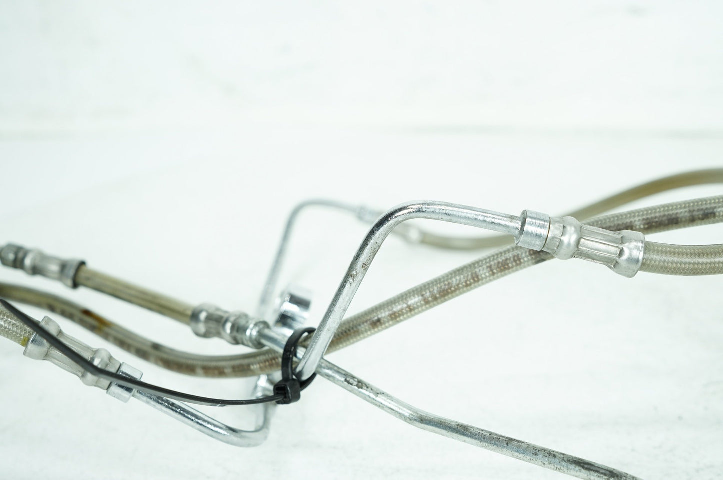 2007 - 2016 Harley-Davidson Touring CVO Electra Screamin Eagle Front Brake Hose Line Pipe ABS 42388-09