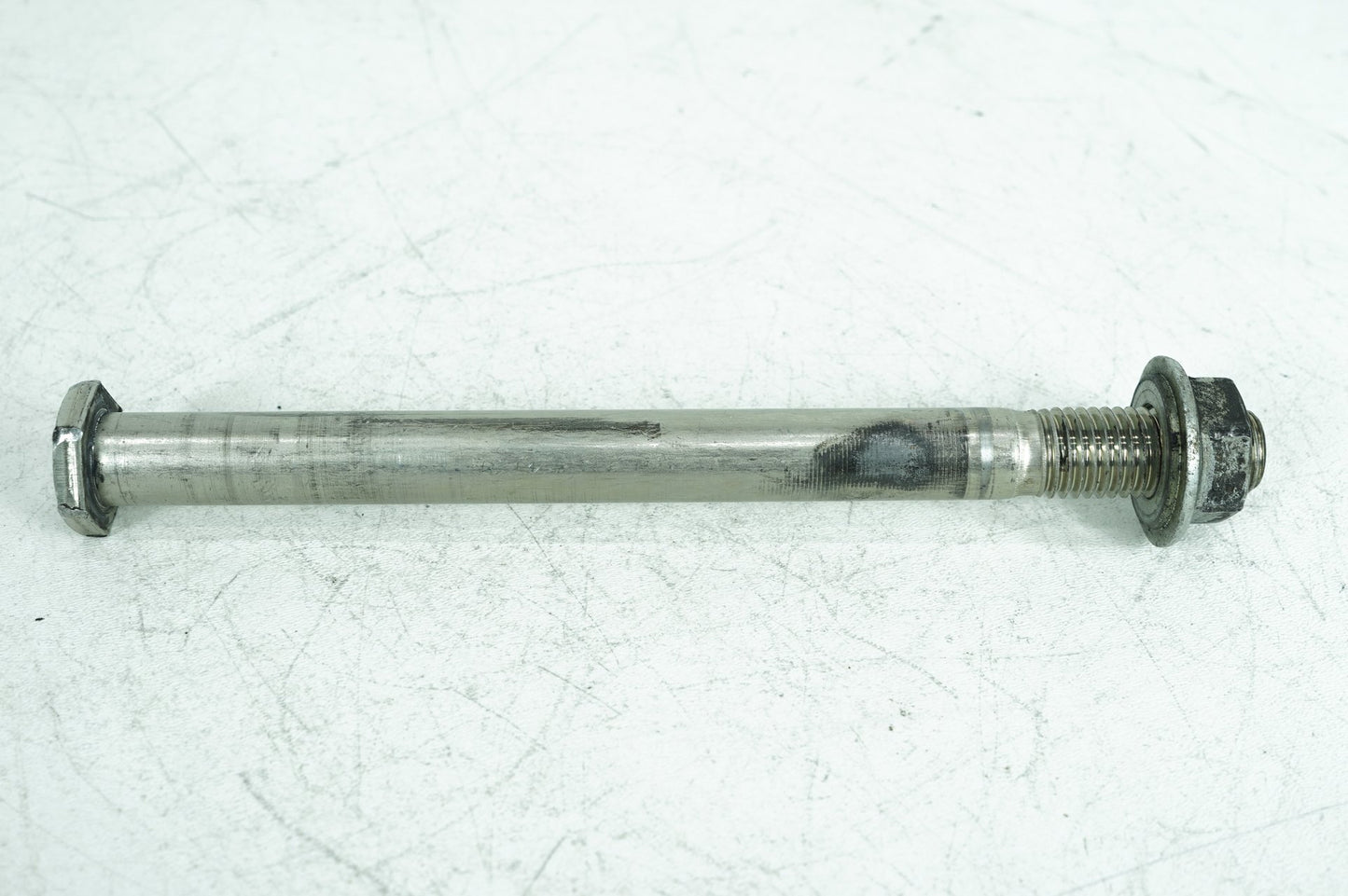 2007 - 2017 Harley-Davidson Dyna Low Rider Rear Fork Swingarm Pivot Bolt Shaft 47641-06