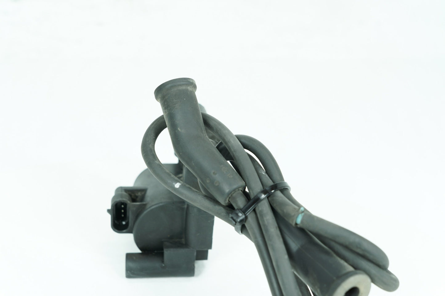 2007 - 2012 Harley-Davidson Touring Street Glide Ignition Coil Spark Plugs Cable 31696-07A