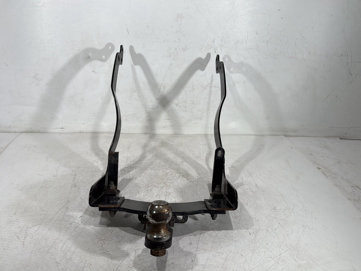 2011 Harley Electra Glide Touring Rear Trailer Hitch Bar Tube Mount Towing TCMT