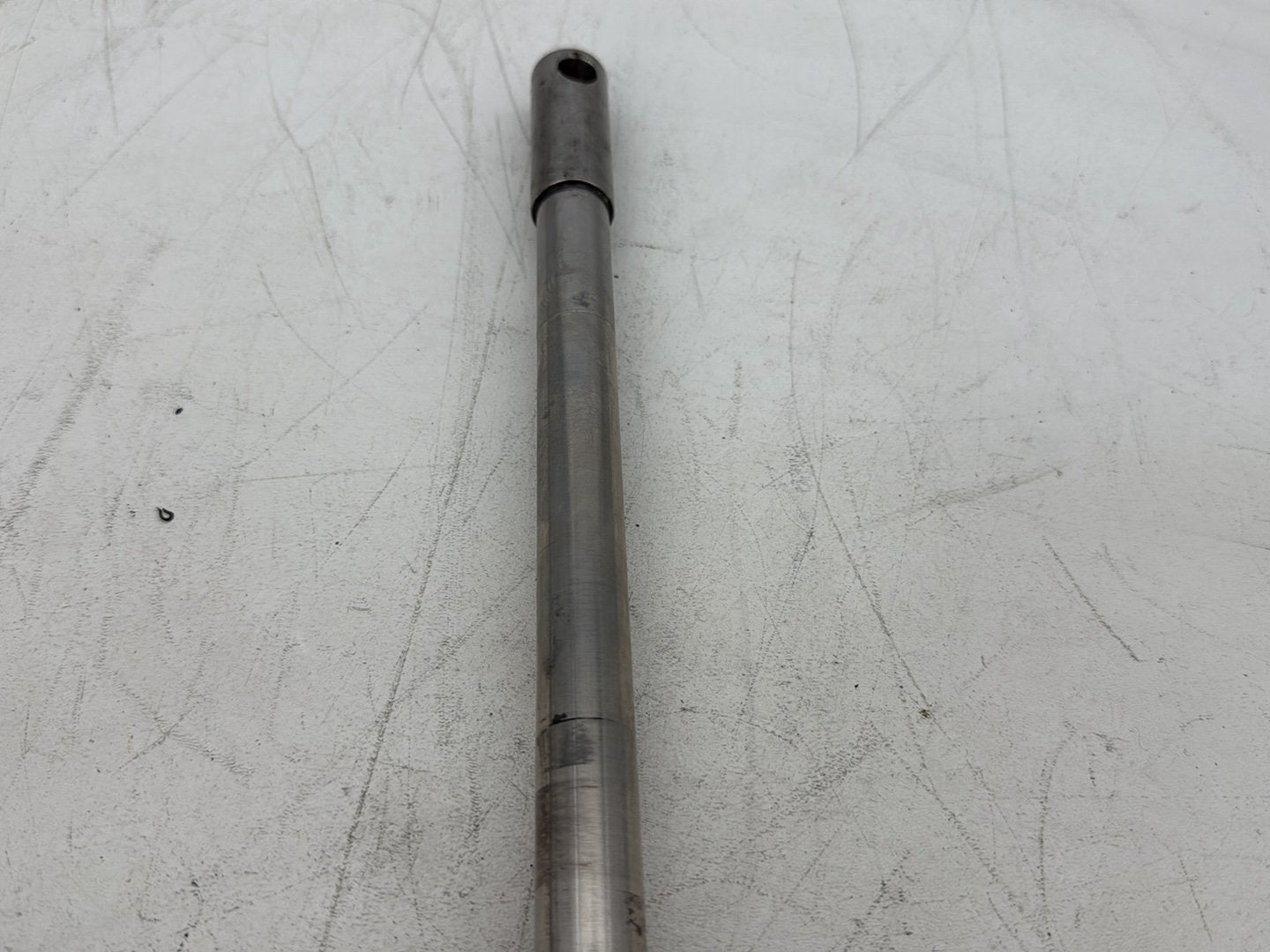 2005 Harley Heritage Softail Classic FLSTCI OEM Front Wheel Axle Bolt Shaft